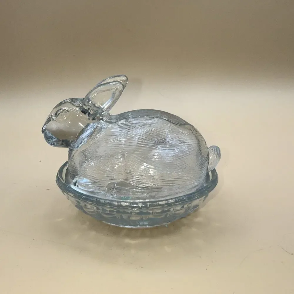 Vintage LE SMITH Glass Bunny Rabbit Covered Candy Dish 4.5